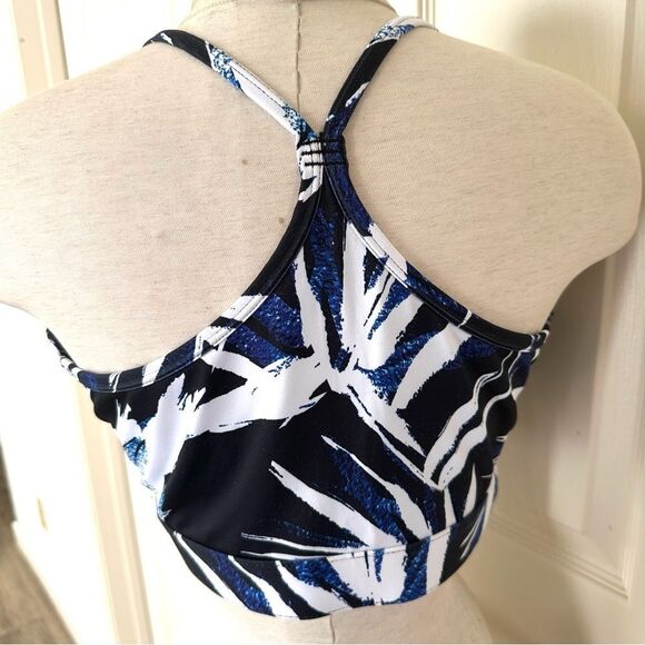 Fabletics Elaine reversible sports bra - Picture 5 of 8